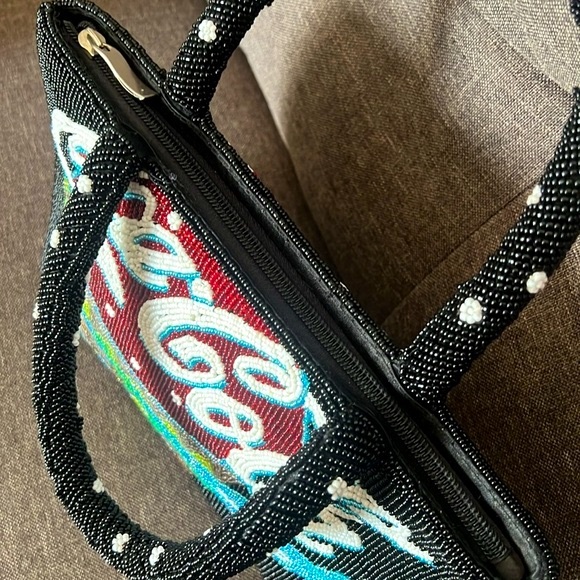 RARE Vintage SEED BEADED COCA COLA Top Handle Bag - Picture 5 of 15
